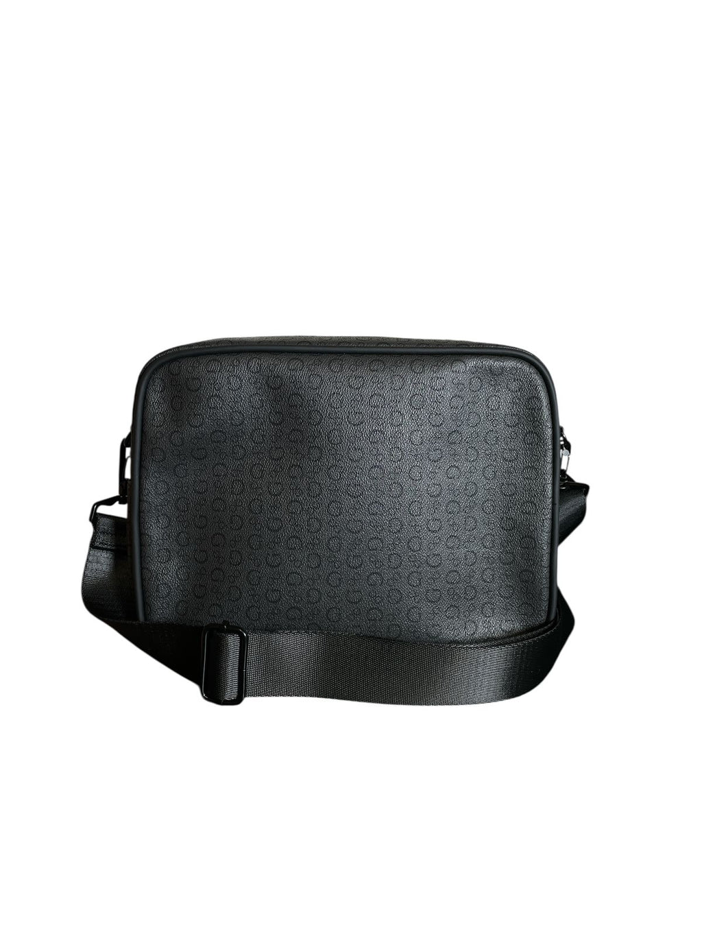 Crossbody GUESS Negra Clásica | Estilo Urbano